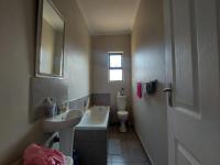 Bathroom 1 of property in Kidds Beach