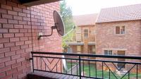 Balcony - 6 square meters of property in Karenpark