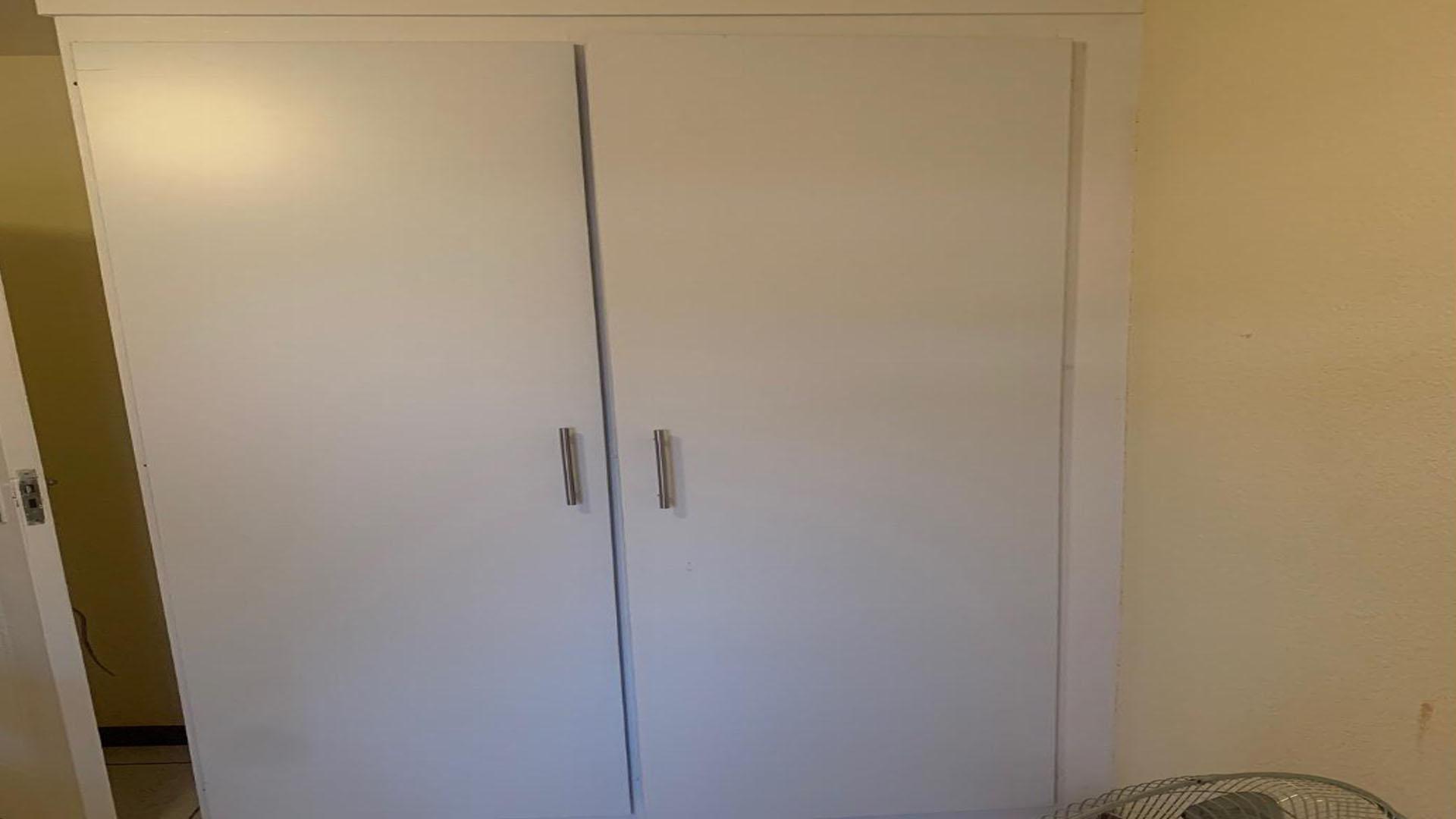 Bed Room 1 - 14 square meters of property in Krugersdorp