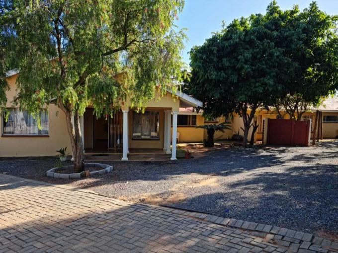 7 Bedroom House for Sale For Sale in Rustenburg - MR508678