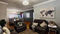 Lounges - 16 square meters of property in Symhurst