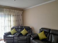 Lounges - 15 square meters of property in Vaalpark