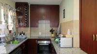 Kitchen - 16 square meters of property in Tijger Vallei