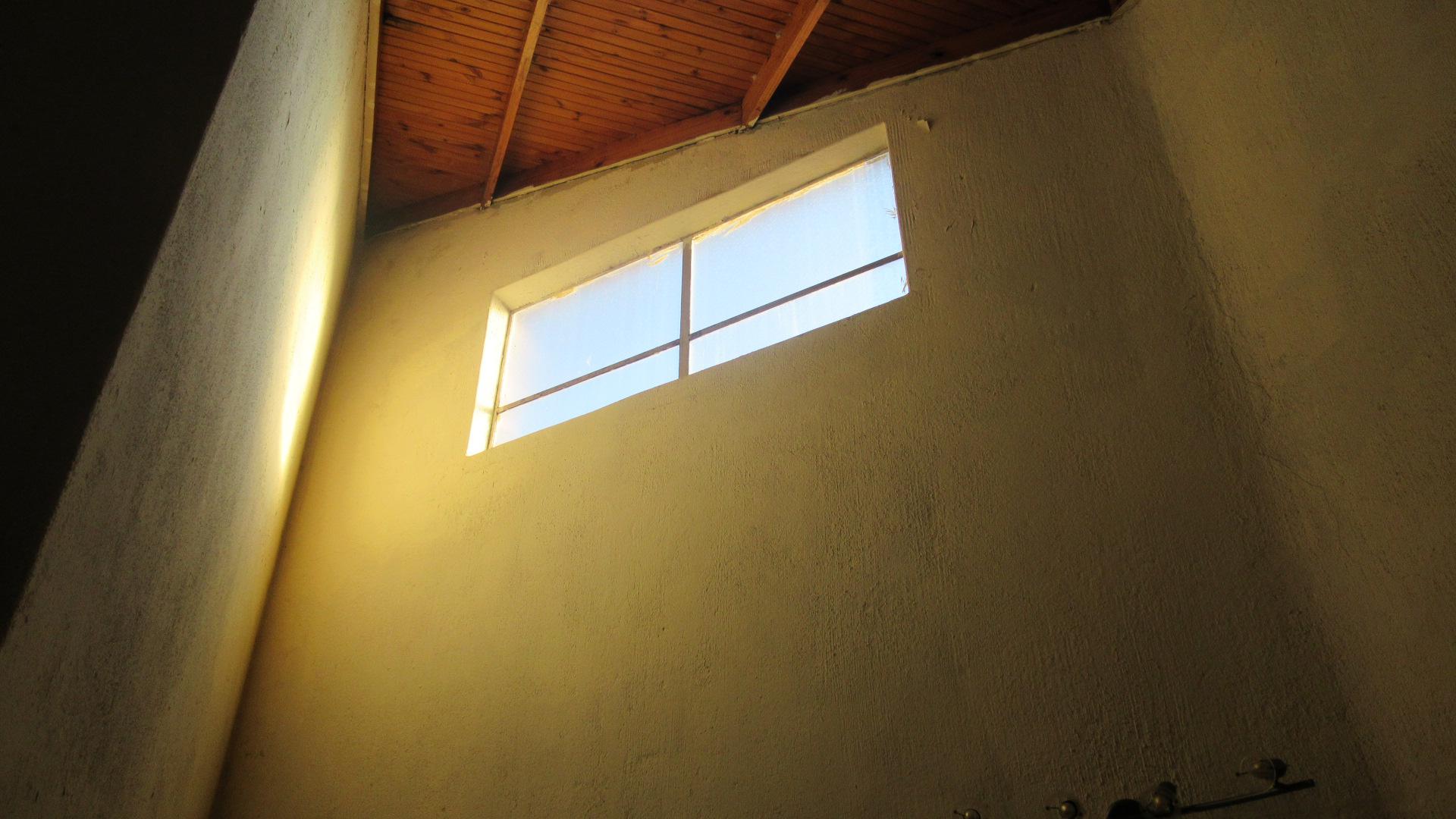 Spaces - 17 square meters of property in Helikon Park