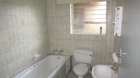 Bathroom 1 - 4 square meters of property in Helikon Park