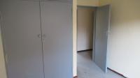 Bed Room 1 - 8 square meters of property in Helikon Park