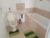 Bathroom 1 - 5 square meters of property in Savanna City