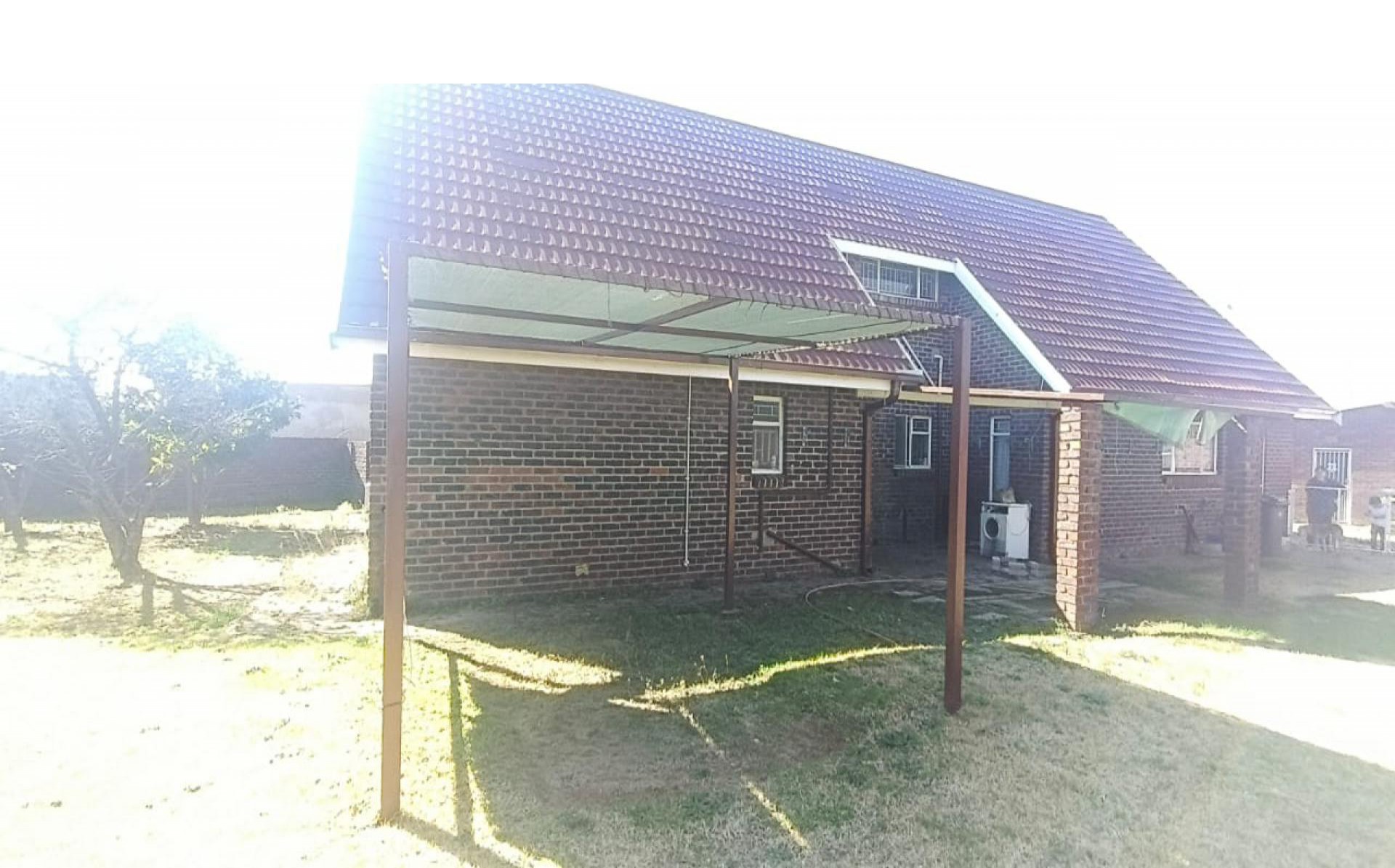 Carport  of property in Deneysville