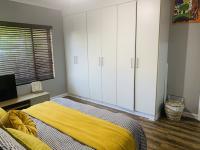 Main Bedroom of property in Barbeque Downs