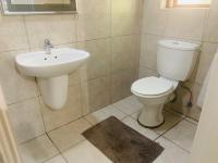 Main Bathroom of property in Barbeque Downs