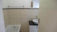 Bathroom 1 - 5 square meters of property in Parkwood