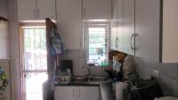 Kitchen - 8 square meters of property in Montclair (Dbn)