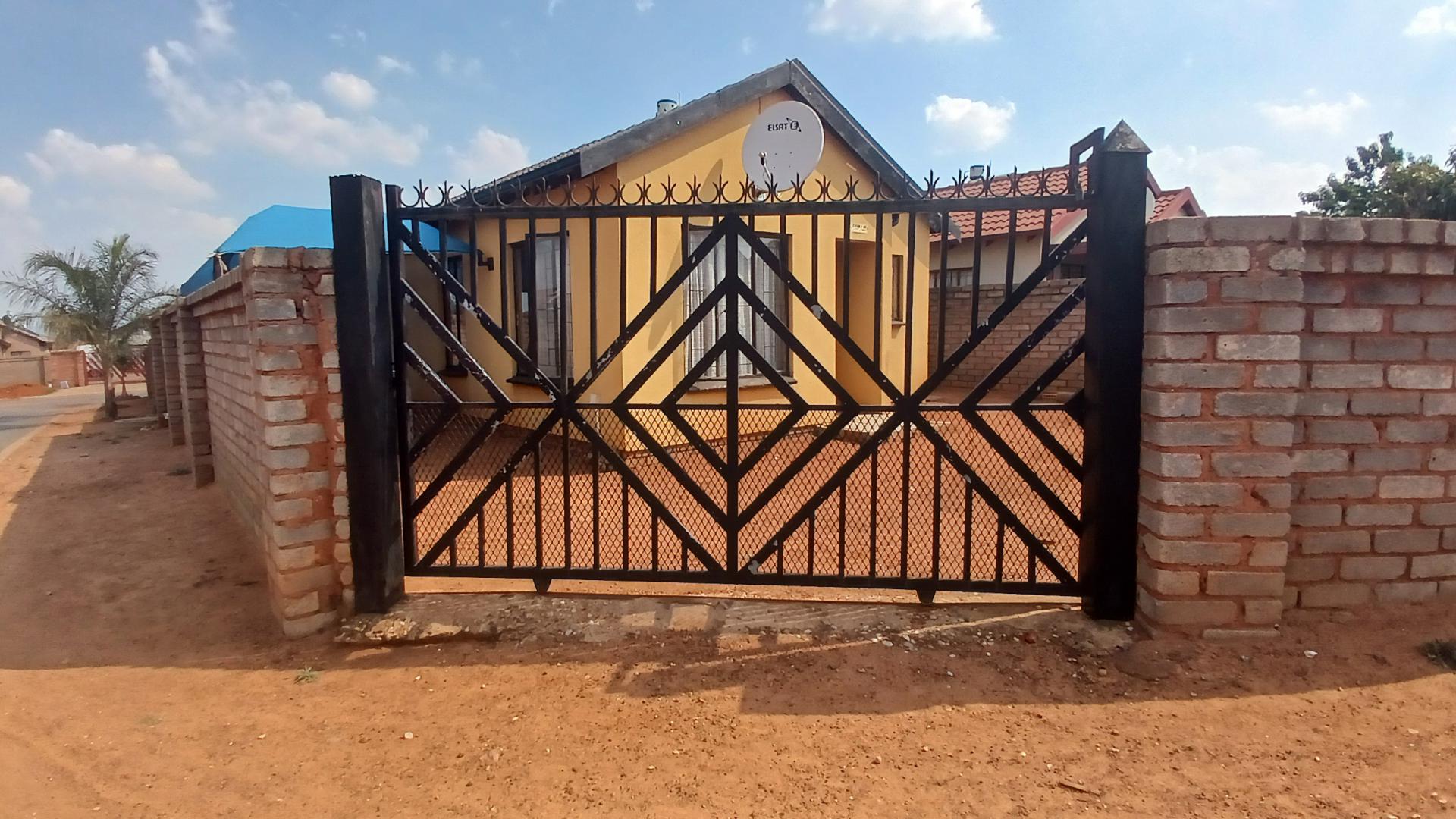 Front View of property in Soshanguve East