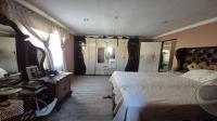 Main Bedroom of property in Ibhayi (Zwide)