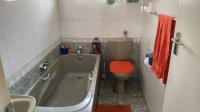 Bathroom 1 - 5 square meters of property in Mayberry Park