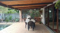 Patio - 35 square meters of property in Gordons Bay