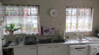 Kitchen - 66 square meters of property in Hurlingham