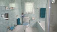 Bathroom 1 - 36 square meters of property in Hurlingham