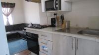 Kitchen - 5 square meters of property in Fleurhof