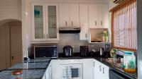 Kitchen - 12 square meters of property in Kosmos