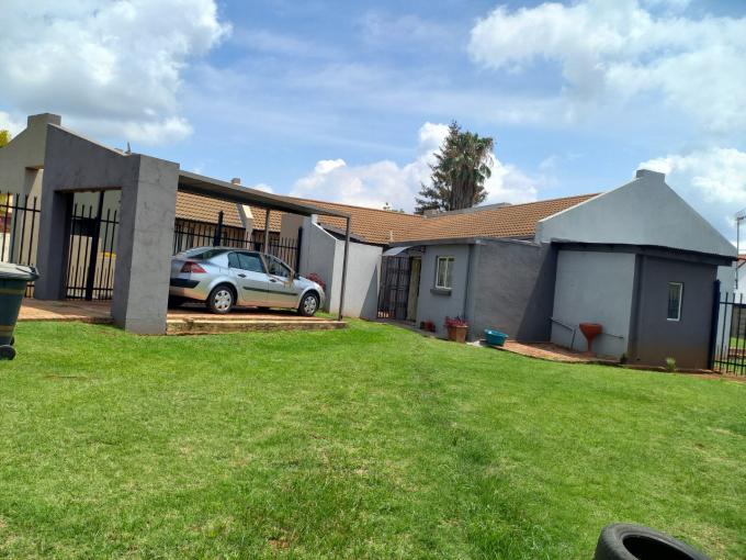 2 Bedroom House for Sale For Sale in Elandspoort - MR510367