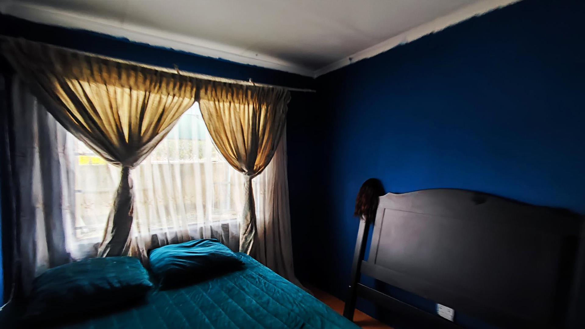 Bed Room 2 - 8 square meters of property in Crystal Park