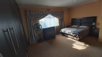 Main Bedroom of property in Dobsonville