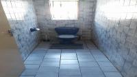 Bathroom 1 of property in Dobsonville