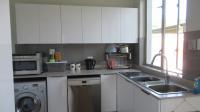 Scullery - 12 square meters of property in Montrose