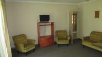 Main Bedroom - 33 square meters of property in Rynfield