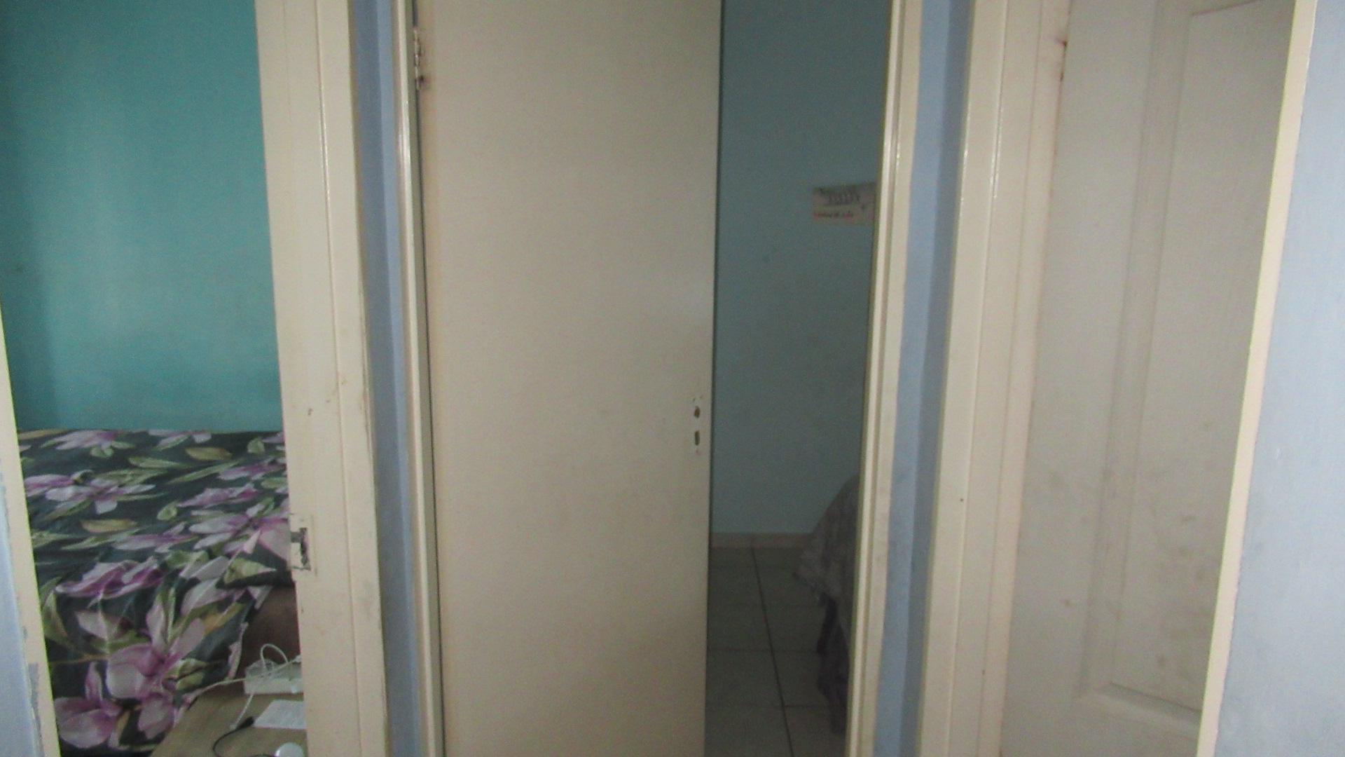 Spaces - 3 square meters of property in Fleurhof