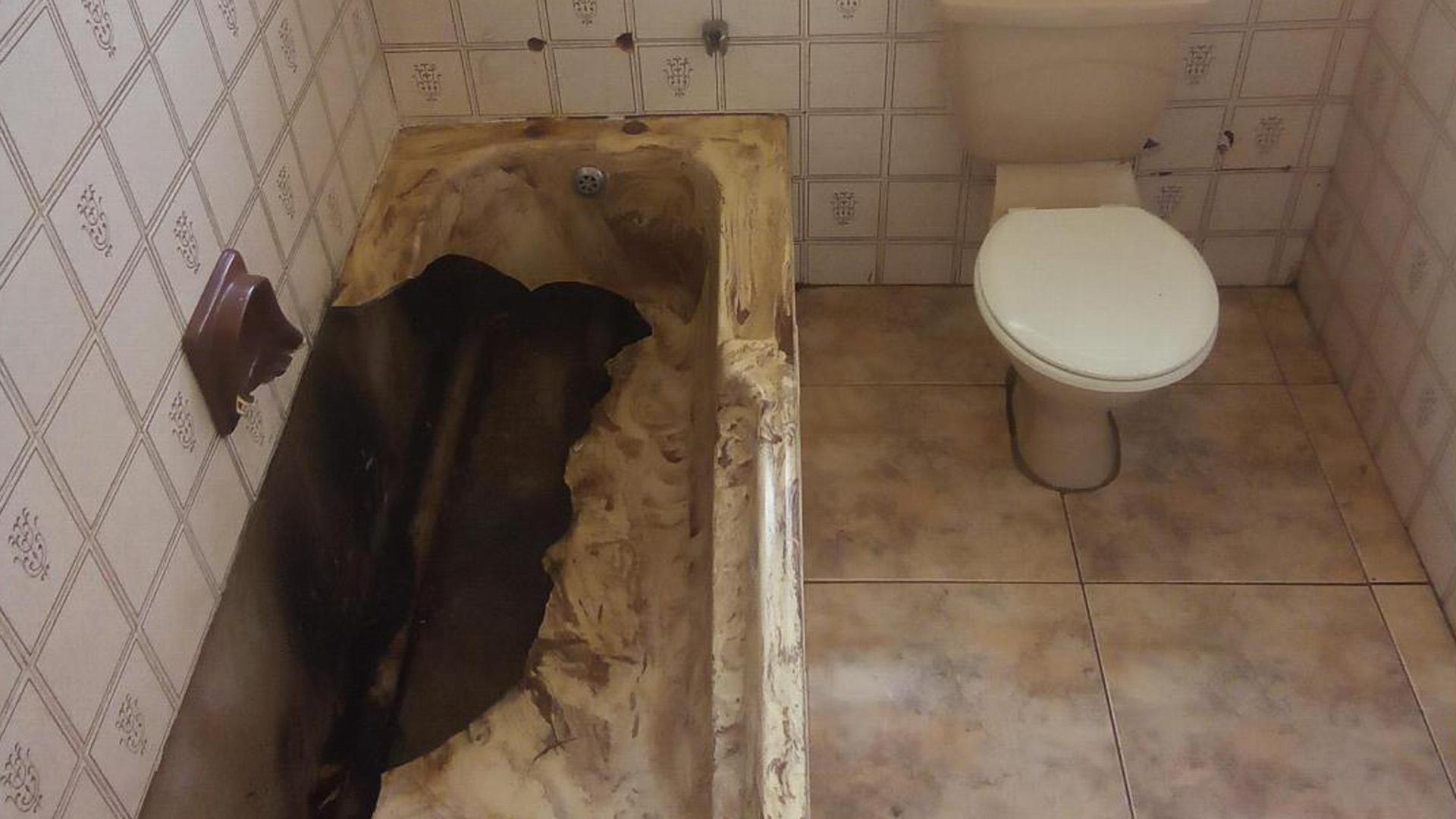 Bathroom 1 of property in Highridge