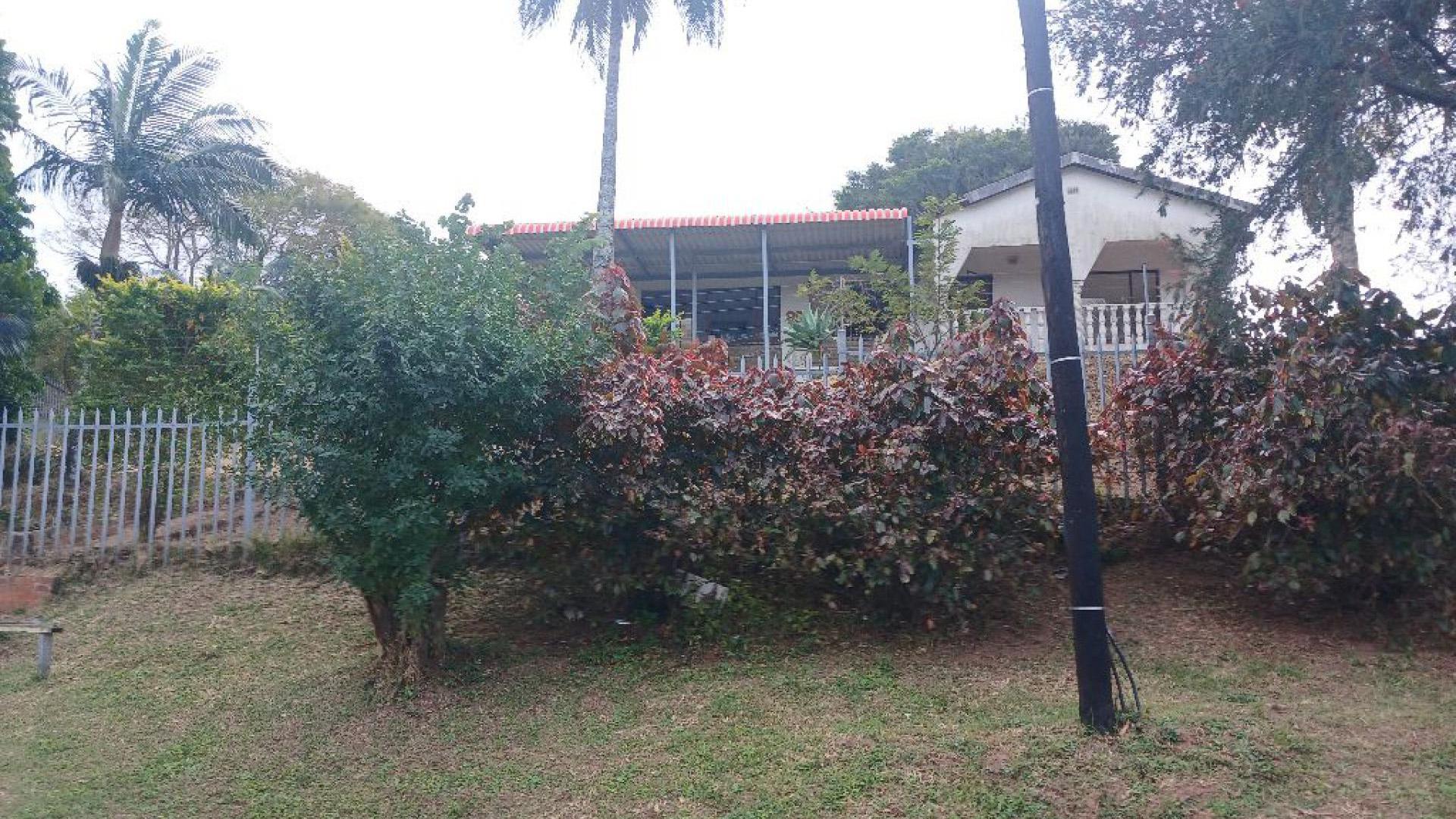 Front View of property in Highridge