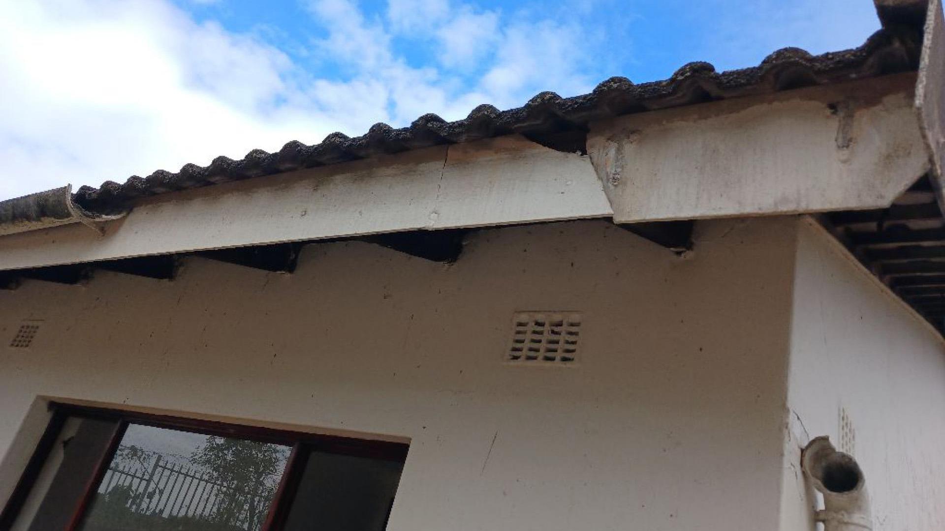 Spaces of property in Highridge