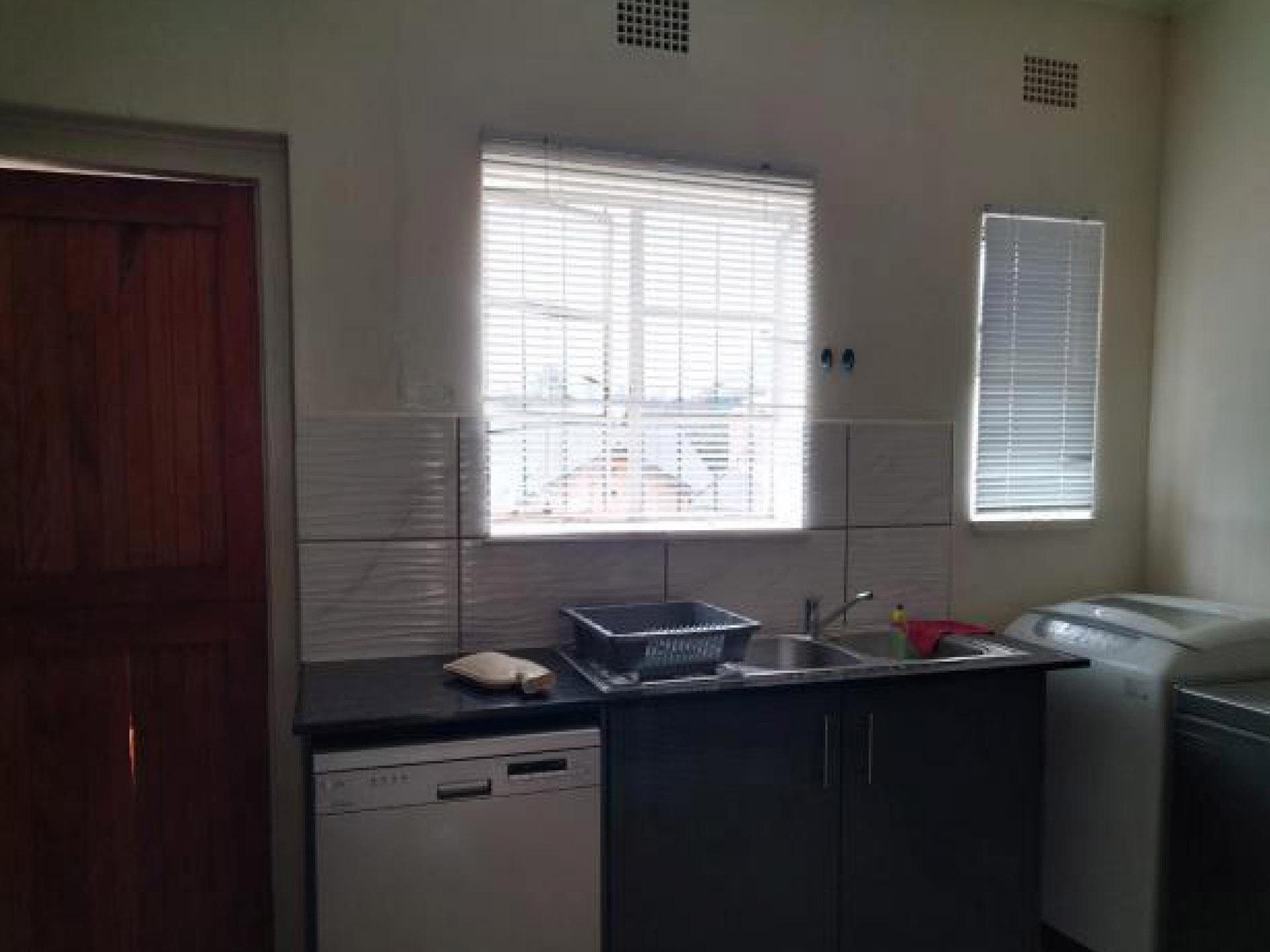 Kitchen - 15 square meters of property in Wentworth Park