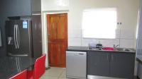 Kitchen - 15 square meters of property in Wentworth Park