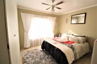 2 Bedroom 1 Bathroom Simplex for Sale for sale in Amberfield