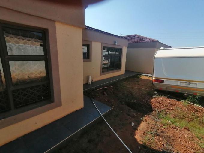 5 Bedroom House for Sale For Sale in Malamulele - MR511704