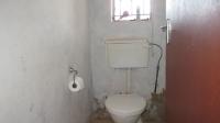 Bathroom 2 - 2 square meters of property in Protea Glen