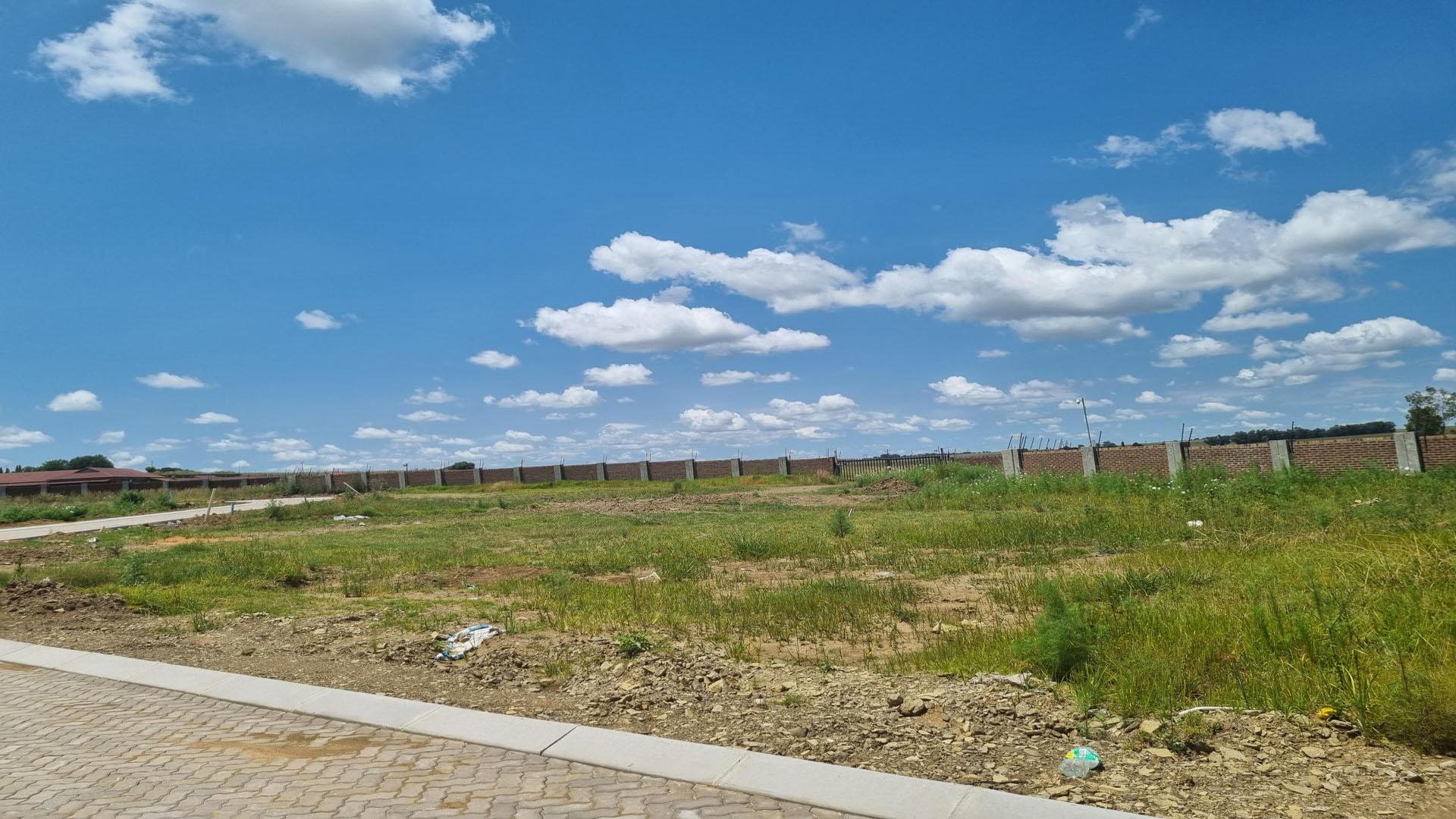 Spaces of property in Secunda