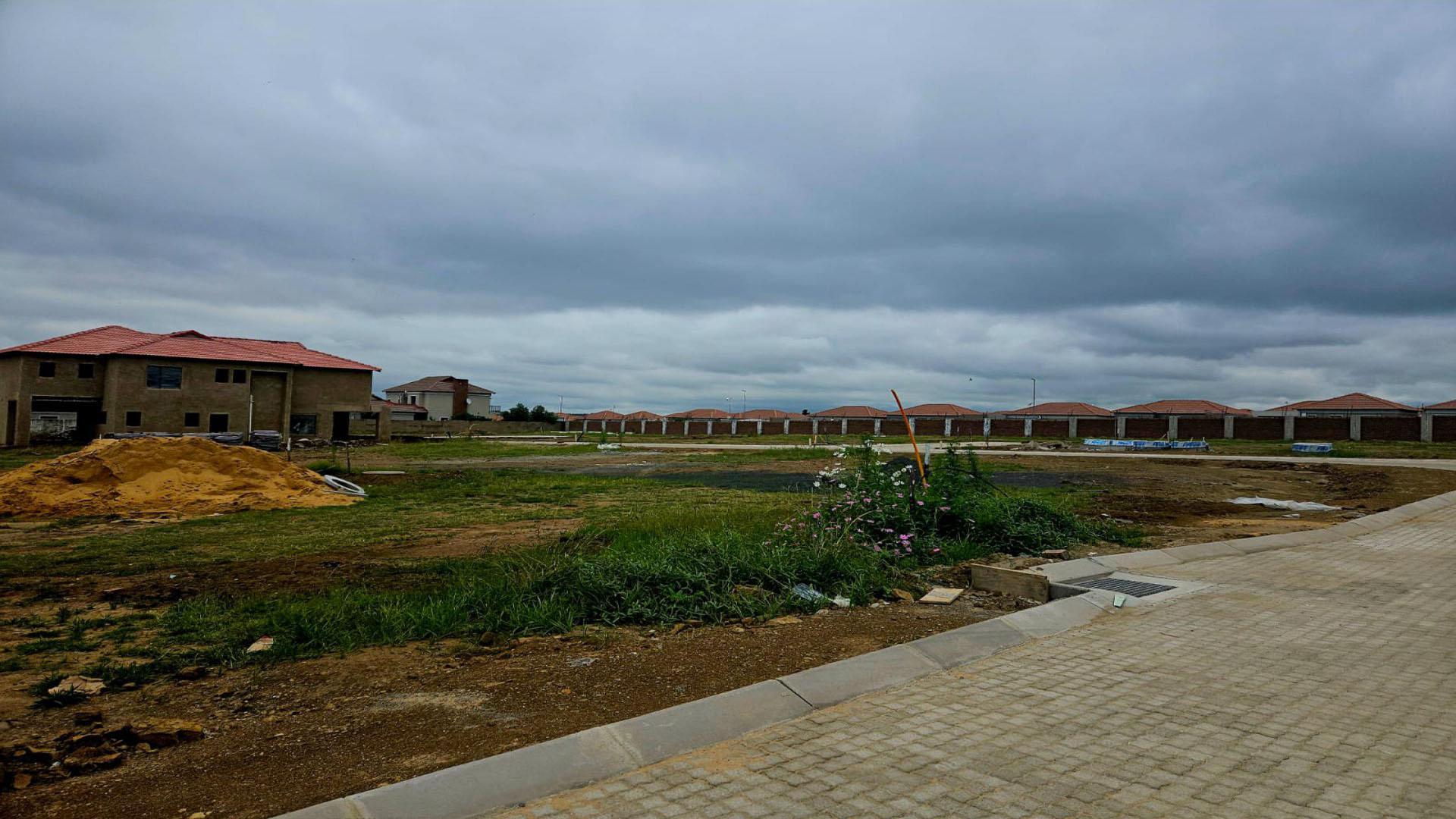 Spaces of property in Secunda