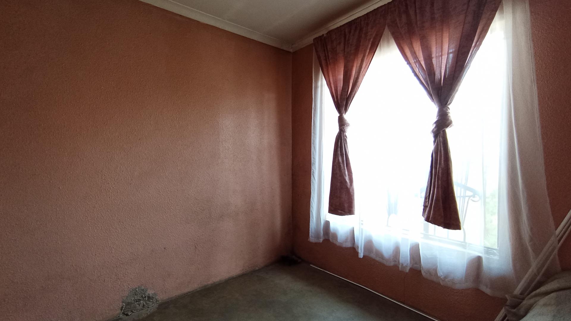 Bed Room 1 - 9 square meters of property in Riverlea - JHB