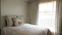 Bed Room 1 - 11 square meters of property in Bramley View