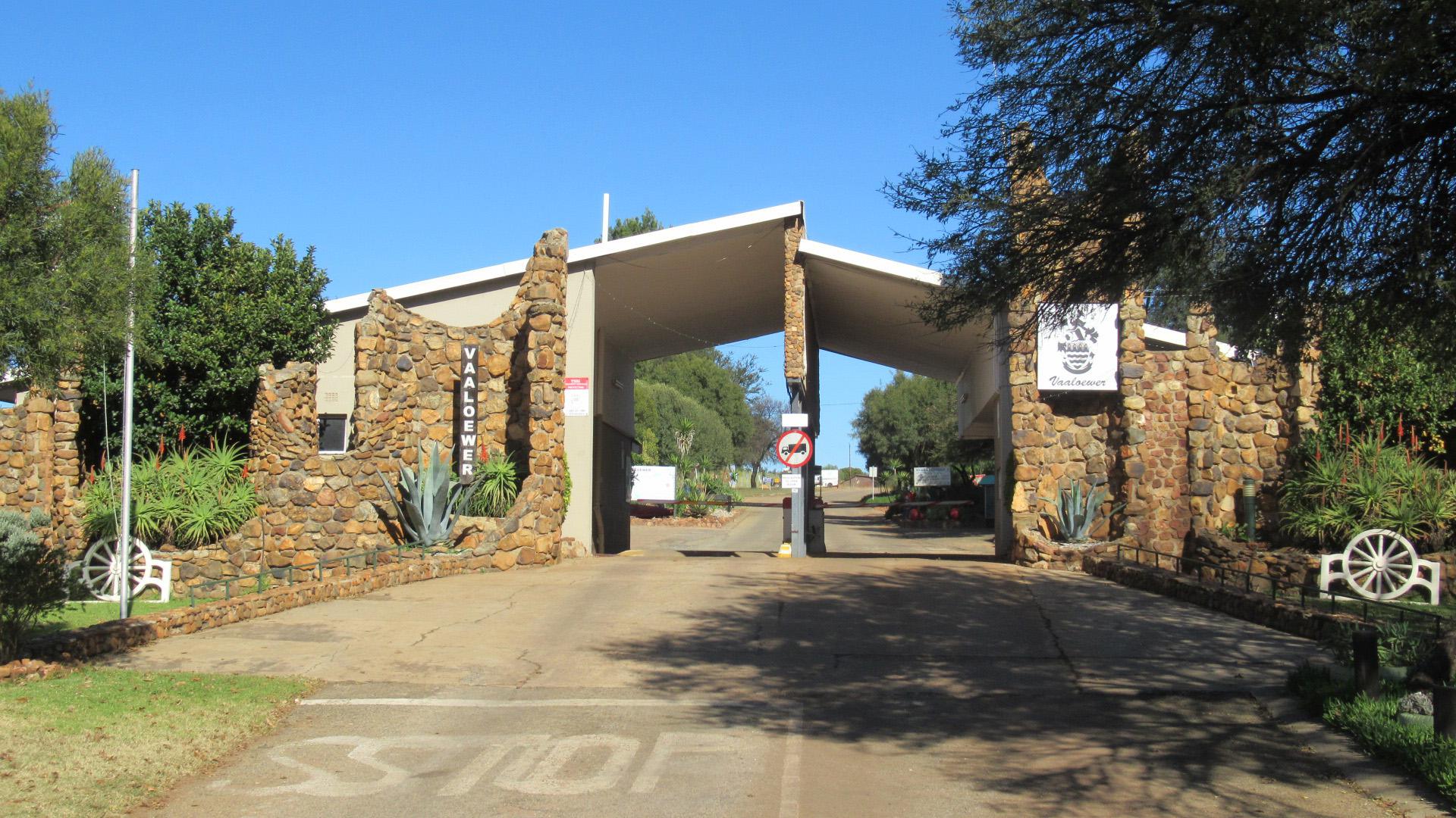 Front View of property in Vaal Oewer