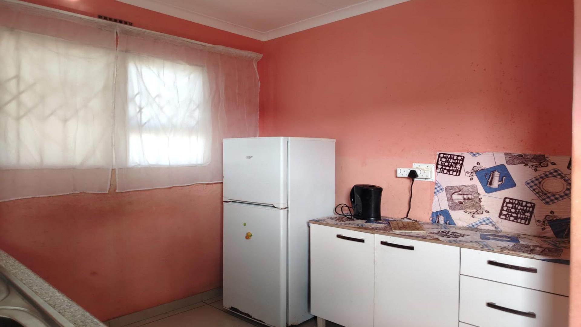 Kitchen of property in Ngwelezana A