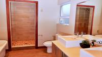 Bathroom 3+ of property in Louwlardia
