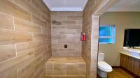 Bathroom 3+ of property in Louwlardia
