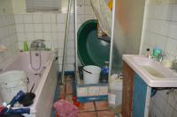 Bathroom 2 of property in Glenmore (KZN)