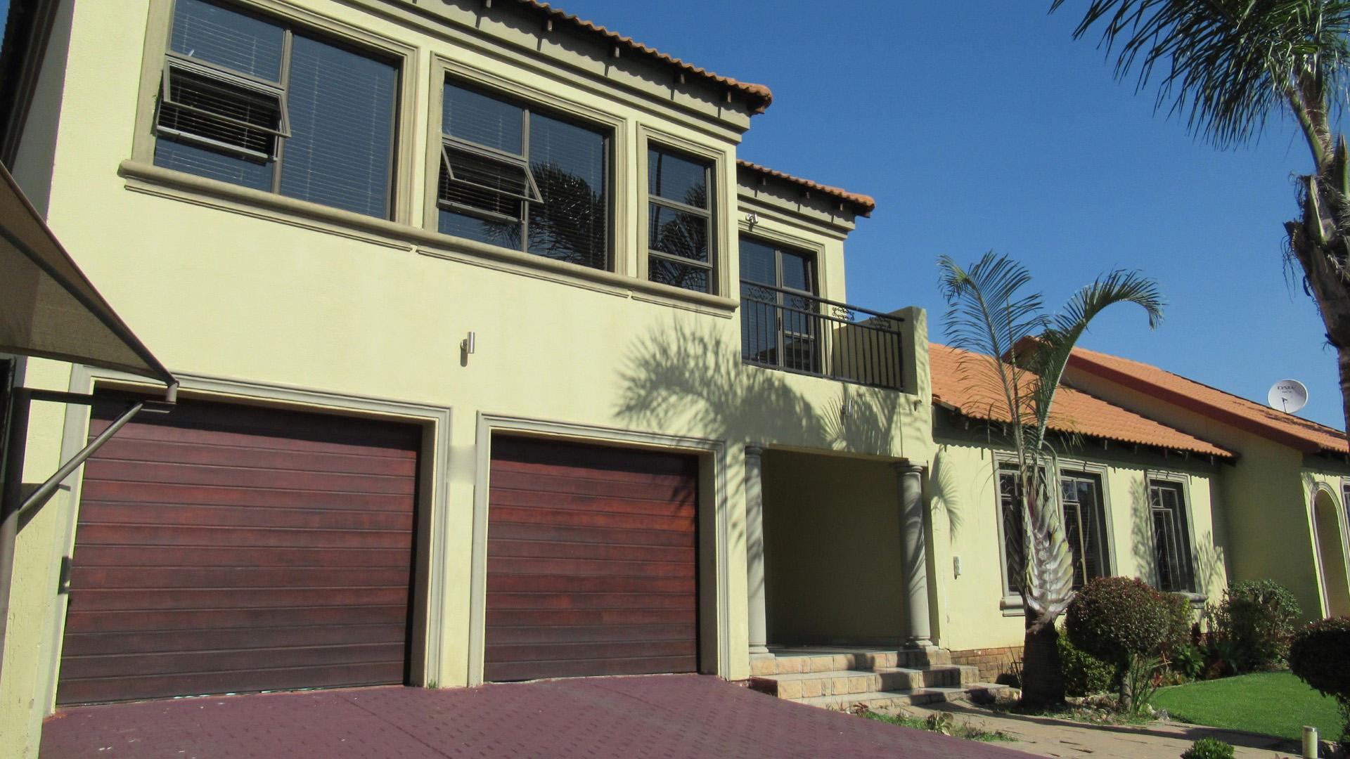 Front View of property in Kempton Park