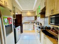  of property in Roodekop